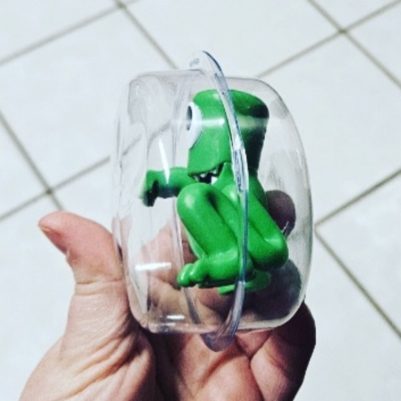 2024 PhatMojo Official Rainbow Friends Mini Figures Series 2 Green - Picture 4 of 9